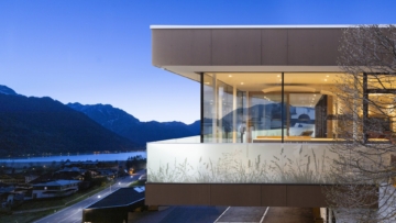 ACHTUNG: Luxus – Villa mit Penthouse und Seeblick am Achensee, 6212 Maurach, Einfamilienhaus