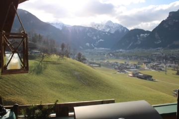 Exclusive Dachgeschosswohnung mit traumhafter Panoramaaussicht im Zillertal!, 6278 Hainzenberg, Dachgeschoß