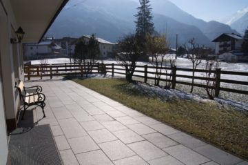 Sonnige Gartenwohnung mit Bergblick, 6290 Mayrhofen, Wohnung